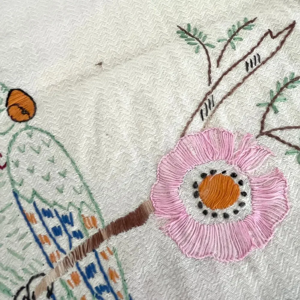 Vintage Embroidered Table Runner Vanity / Dresser Scarf Parrot Floral Lace Trim
